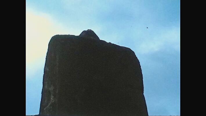 외관 여행 건축양식 하늘 잉글랜드 사람없음 야외 건물 여행객 수확 골동품 거친 역사 클래식 도서관 필름 영화 향수 문서 복고 영사기 선사시대 동영상 천연기념물 구식 랜드마크 보관소 숭배 아마추어 옛날 장례식 4K MOV 해외동영상 클립영상 건축물 교육 건축 컨셉 농업 문화예술 영국 사람 화장품 저장 파일형식