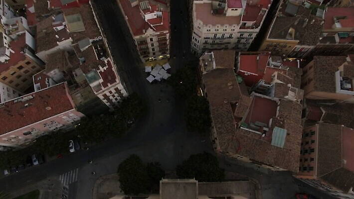 유럽 도로 여행 건축양식 거리 안테나 파노라마 사람없음 건물 도시풍경 도시 역사 스페인 저녁 시력 스카이라인 천연기념물 항공촬영 드론 랜드마크 발렌시아 4K MOV 해외동영상 클립영상 건축물 건축 나라 길 뷰포인트 통신 교통시설 촬영기법 풍경 야간 동영상 파일형식