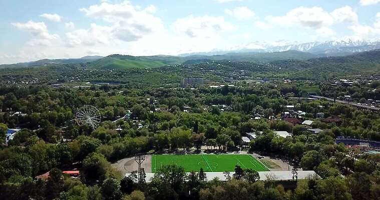 구름 유럽 아시아 여행 건축양식 자연 하늘 산 안테나 파노라마 풍경 사람없음 야외 초록색 여름 파란색 도시풍경 마을 환경 탑 계곡 텔레비전 도시 저녁 숲 큼 언덕 알프스 타운 내추럴 항공촬영 랜드마크 절정 조감도 카자흐스탄 4K 알마티 MP4 해외동영상 클립영상 자연요소 계절 건축 나라 뷰포인트 컬러 통신 촬영기법 전자제품 밤 야간 크기 생태계 동영상 파일형식