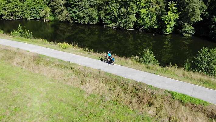 직업 라이프스타일 행복 도로 스포츠 여행 가방 자연 조류 산 건강 사람 사람없음 야외 자전거 탐험 시골 바퀴 승차 헬멧 순환 슛 드론 바이크레이서 바이킹 방법 원정 4K MP4 해외동영상 클립영상 동물 잡화 감정 길 교통시설 모션 생활 바이크 보호장비 생태계 동영상 파일형식