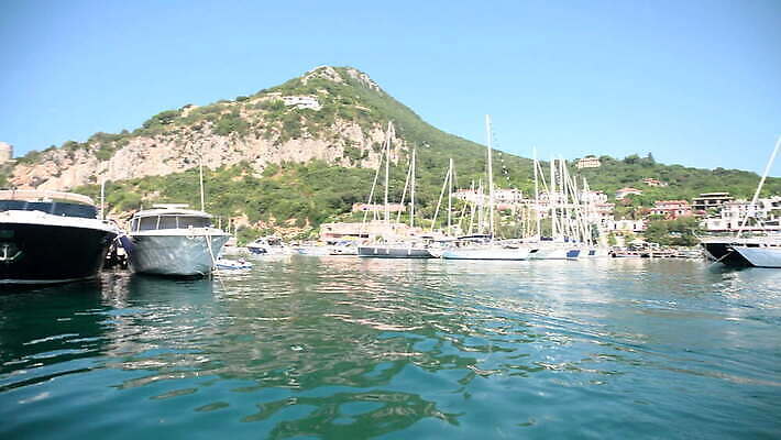 공원 유럽 바다 여행 자연 산 파노라마 사람없음 이탈리아 기쁨 만 보트 로마 망토 지중해 로마인 몬테카를로 4K MOV 해외동영상 클립영상 공공시설 감정 나라 배_교통 촬영기법 인종 생태계 동영상 모나코 파일형식