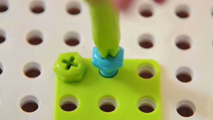 어린이 놀이 기술 사람없음 장난감 나사 드라이버 수리 플라스틱 만족 모자이크 모터 조립 개발 조이기 MOV 해외동영상 클립영상 감정 모션 재질 사람 공구 동영상 파일형식