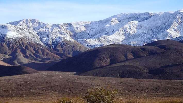 구름 공원 모래 여행 겨울 자국 자연 하늘 휴가 산 건조 파노라마 풍경 사람없음 야외 파란색 계곡 맑음 얼음 미국 트래킹 하이킹 사막 흰색 황무지 숲 언덕 빙하 캘리포니아 통과 내추럴 요세미티국립공원 전국 절정 4K MP4 해외동영상 클립영상 자연요소 계절 공공시설 컬러 북아메리카 레저 날씨 촬영기법 국립공원 생태계 동영상 파일형식