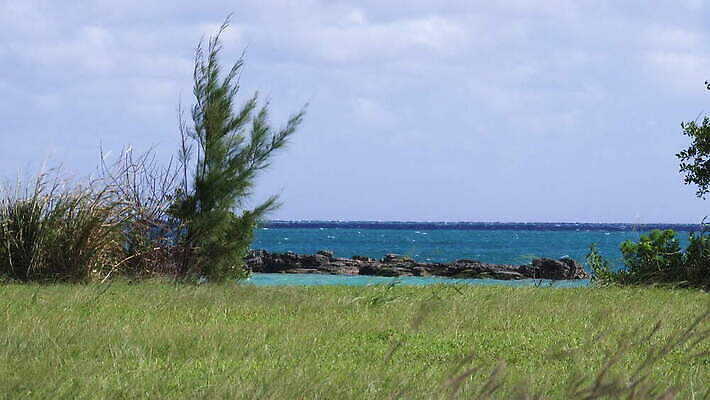 해외 모래 바다 섬 여행 건축양식 자연 휴가 영국 협상 풍경 사람없음 건물 여름 여행객 침묵 만 역사 산호초 조선소 박물관 영토 해군 타운 대서양 다도해 랜드마크 식민지 이국적 터키석 파라다이스 4K MOV 해외동영상 클립영상 건축물 계절 건축 유럽 산업 비즈니스 군대 사람 소리 도시 수중식물 보석 생태계 동영상 파일형식