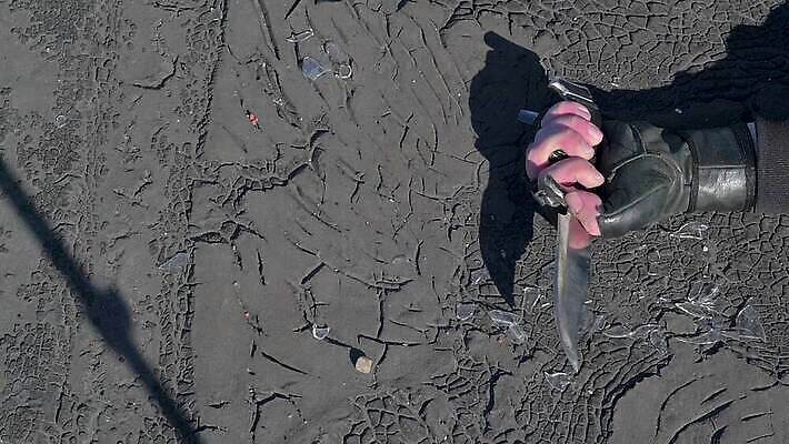 라이프스타일 남자 스포츠 포즈 패턴 사람 사람없음 야외 손상 잡기 우승 칼 경찰 상처 충돌 위협 필름 싸움 패배 살인 깡패 나쁜 암살자 적 적자 투쟁 폭행 피해자 필승 MP4 해외동영상 클립영상 직업 컨셉 무늬 모션 생활 피해 최고 폭력 범죄 동영상 파일형식