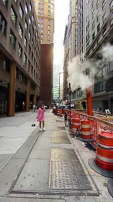 외관 도로 길 여행 건축양식 새로움 거리 파노라마 한명 건물 여름 도시풍경 여행객 걷기 탑 맑음 미국 산책 도시 센터 도심 뉴욕 시력 장면 지역 연립주택 스카이라인 맨해튼 랜드마크 수도권 MOV 해외동영상 클립영상 1 건축물 계절 건축 컨셉 북아메리카 교통시설 모션 날씨 휴식 주택 촬영기법 사람 풍경 동영상 파일형식