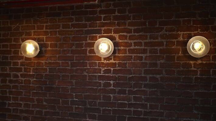 식물 라이프스타일 접시 벽 컨셉 다이어트 유리 탁자 벽돌 전등 영국 잉글랜드 실내 건강 사람없음 목재 물 인테리어 컬러풀 식당 램프 신선 먹기 타일 서비스 런던 4K MOV 해외동영상 클립영상 자연요소 나무 식기 디자인 유럽 컬러 가구 재료 모션 재질 조명 내부 생활 상점 동영상 파일형식