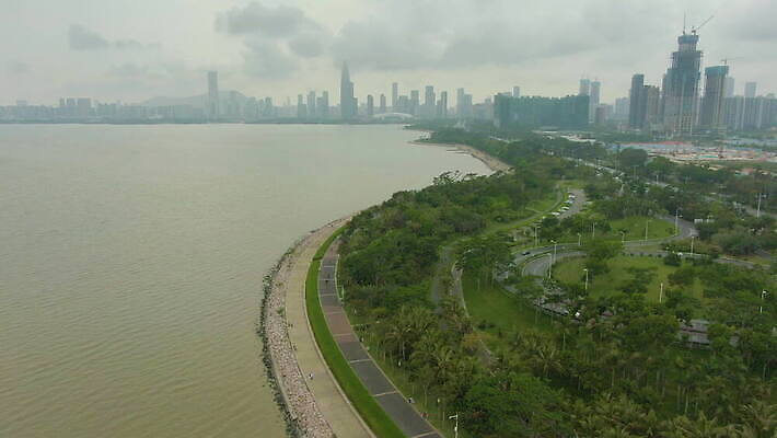 구름 공원 아시아 도로 건축양식 자동차 안테나 파노라마 사람없음 건물 초록색 도시풍경 고층빌딩 중국 도시 만 고속도로 도심 스카이라인 갸우뚱 항공촬영 랜드마크 조감도 4K 틸트업 설정숏 MOV 해외동영상 클립영상 자연요소 건축물 공공시설 건축 나라 길 육상교통 뷰포인트 컬러 통신 교통시설 모션 촬영기법 풍경 빌딩 동영상 파일형식
