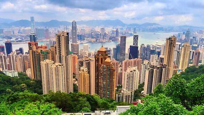 아시아 섬 여행 비즈니스 건축양식 교통시설 자연 하늘 바람 날씨 안테나 풍경 사람없음 건물 빛 도시풍경 탑 항구 고층빌딩 중국 도시 도심 언덕 해안도시 장면 포트 타운 홍콩 스카이라인 랜드마크 절정 4K 타임랩스 MP4 해외동영상 클립영상 자연요소 건축물 건축 나라 교통 통신 촬영기법 빌딩 시설 생태계 동영상 파일형식