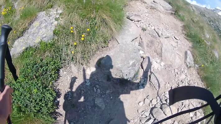 밧줄 스포츠 여행 포즈 겨울 배낭 자연 하늘 성공 산 사람 사람없음 야외 걷기 얼음 등산 트래킹 하이킹 추위 탐험 프랑스 정상 위험 오르기 알프스 산악가 샤모니 역경 원정 절정 정복 필승 하이커 1인칭시점 MP4 해외동영상 클립영상 자연요소 시선 계절 유럽 줄 컨셉 가방 모션 레저 우승 생태계 동영상 파일형식