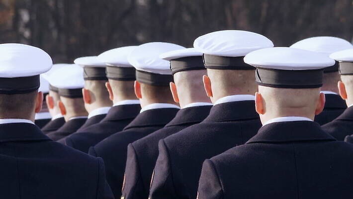 무기 선 바다 이동 거리 부츠 경비 사람 이벤트 사람없음 야외 초록색 달리기 검은색 축제 힘 총 축하 그룹 의식 헬멧 연습 군용 전쟁 잔치 보안 광택 육군 변장 질서 폴란드 송곳 전국 총포 특공대 특별함 바르샤바 치프 4K MOV 해외동영상 클립영상 유럽 컬러 신발 컨셉 모션 군대 안전 예절 보호 보호장비 동영상 특수부대 파일형식
