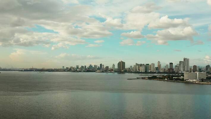 구름 라이프스타일 아시아 도로 바다 여행 비즈니스 건축양식 하늘 거리 아파트 주택 안테나 파노라마 동양인 풍경 사람없음 야외 건물 금융 경제 도시풍경 사무실 탑 고층빌딩 일몰 도시 고속도로 그룹 센터 도심 상업 장면 지역 스카이라인 개발 랜드마크 수도권 조감도 4K MOV 해외동영상 클립영상 자연요소 건축물 건축 나라 길 통신 교통시설 촬영기법 인종 빌딩 생활 노을 동영상 파일형식