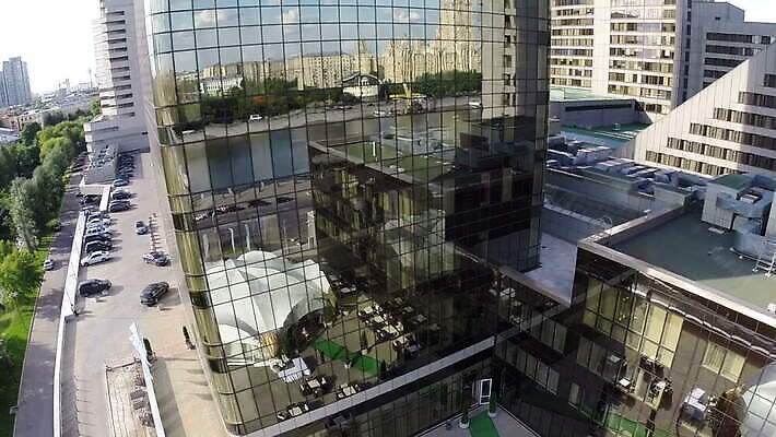 건축양식 유리 안테나 사람없음 건물 도시풍경 반사 고층빌딩 거울 도시 러시아 항공촬영 드론 모스크바 MOV 해외동영상 클립영상 건축물 건축 유럽 뷰포인트 통신 재질 풍경 빌딩 동영상 파일형식