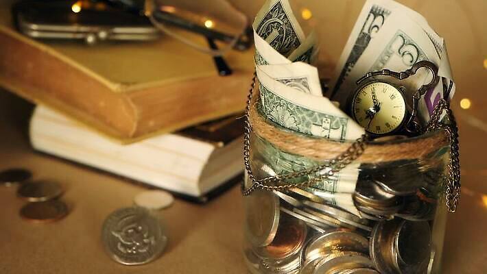 종이 안경 백그라운드 컨셉 지폐 돈 비즈니스 유리 수업 사람없음 금융 경제 학습 달러 동전 장비 저축 저금통 흰색 항아리 재산 닫기 가난 수집 대학교 계좌 수입 자금 페니 카피스페이스 비어있는 MOV 해외동영상 클립영상 잡화 교육 컬러 학교 모션 재질 공백 도자기 동영상 파일형식