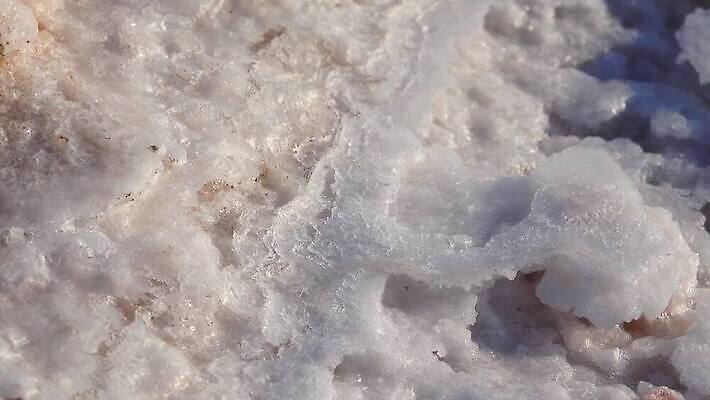 호수 바다 백그라운드 자연 풍경 사람없음 야외 물 바위 흰색 약초 크리스탈 휴양지 진흙 결정체 지구온난화 내추럴 우크라이나 짠맛 오데사 4K MP4 해외동영상 클립영상 자연요소 유럽 컬러 장소 돌_바위 풀_식물 맛 광석 생태계 동영상 기후변화 파일형식