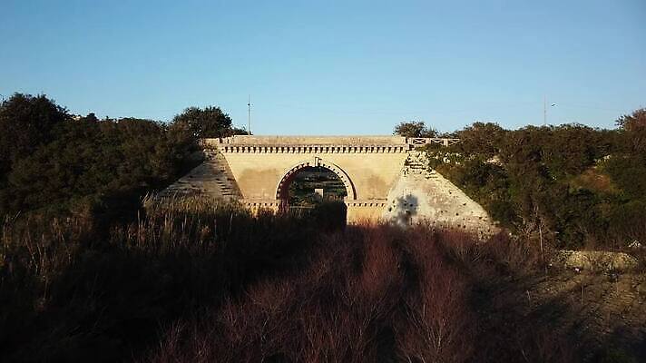유럽 여행 건축양식 사람없음 역사 지중해 아치 몰타섬 빅토리아 식민지 MP4 해외동영상 클립영상 건축 나라 바다 섬 몰타 동영상 파일형식