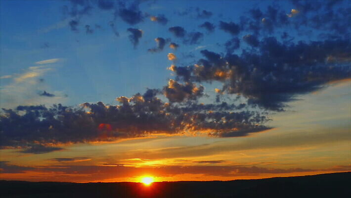자연 하늘 날씨 독일 사람없음 야외 빛 햇빛 일출 수평선 락다운 MOV 해외동영상 클립영상 유럽 태양 노을 생태계 동영상 파일형식