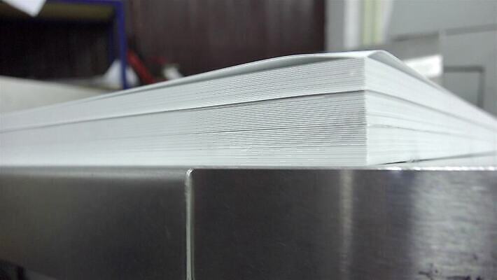 식물 산업 종이 비즈니스 공장 주택 사람없음 책 상점 기계 장비 업무 작업실 신문 제조 인쇄 상업 언론 시트 공학 방법 출판 4K HD MP4 해외동영상 클립영상 교육 공업 건물 간행물 작업 뉴스 동영상 파일형식