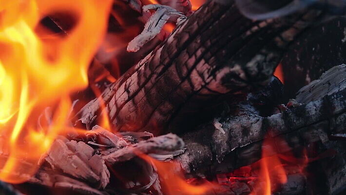 오렌지 불꽃 사람없음 목재 빨간색 빛 노란색 뜨거움 닫기 장작 모닥불 벽난로 통나무 온도 석탄 수목 용광로 재 화상 MOV 해외동영상 슬로모션 클립영상 나무 컬러 과일 재료 모션 불 촬영기법 상처 동영상 파일형식