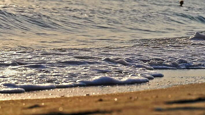모래 파도 바다 여행 백그라운드 자연 휴가 파노라마 해변 사람없음 야외 물 파란색 빛 태양 맑음 일몰 수확 광선 조약돌 닫기 내추럴 MOV 해외동영상 슬로모션 클립영상 자연요소 컬러 농업 모션 날씨 촬영기법 노을 돌_바위 생태계 동영상 파일형식