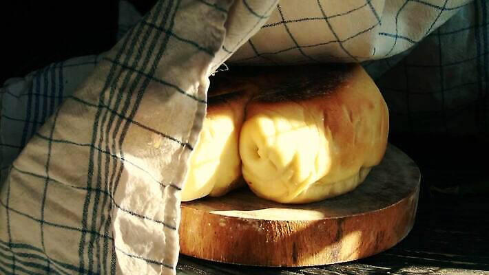 라이프스타일 음식 가정 실내 건강 요리 사람없음 주방 시골 굽기 내추럴 번 음식준비 제빵사 페스츄리 핸드메이드 맛있는 4K MP4 해외동영상 슬로모션 클립영상 직업 빵 촬영기법 내부 생활 구이 준비 동영상 파일형식