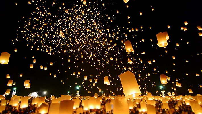 전통 행복 별 종이 문화 여행 백그라운드 불교 태국 하늘 불 바람 휴가 불꽃 새해 사람없음 야외 빛 평화 축제 놀람 등불 축하 그룹 야간 즐거움 질감 풍선 랜드마크 숭배 많음 MOV 해외동영상 클립영상 자연요소 감정 아시아 종교 컨셉 날씨 조명 표정 동영상 파일형식