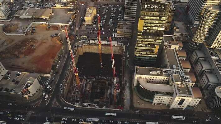공공시설 산업 백그라운드 건축양식 부동산 노동자 풍경 사람없음 건물 금융 빛 도시풍경 사무실 고층빌딩 기계 장비 건설현장 도시 업무 작업 엔지니어 재산 고급 야간 건축가 아스팔트 땅 기중기 공학 진행 개발 콘크리트 4K MOV 해외동영상 클립영상 자연요소 직업 건축물 교육 건축 도로 컨셉 비즈니스 건설업 빌딩 경제 중장비 기술자 시설 동영상 파일형식
