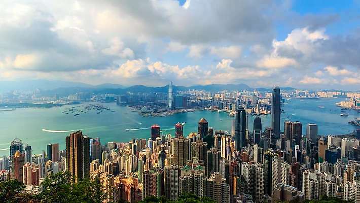 아시아 섬 여행 비즈니스 건축양식 교통시설 자연 하늘 바람 날씨 안테나 풍경 사람없음 건물 경제 빛 도시풍경 탑 항구 고층빌딩 중국 도시 도심 언덕 해안도시 장면 포트 타운 홍콩 스카이라인 랜드마크 절정 4K 타임랩스 MP4 해외동영상 클립영상 자연요소 건축물 건축 나라 교통 통신 촬영기법 빌딩 시설 생태계 동영상 파일형식