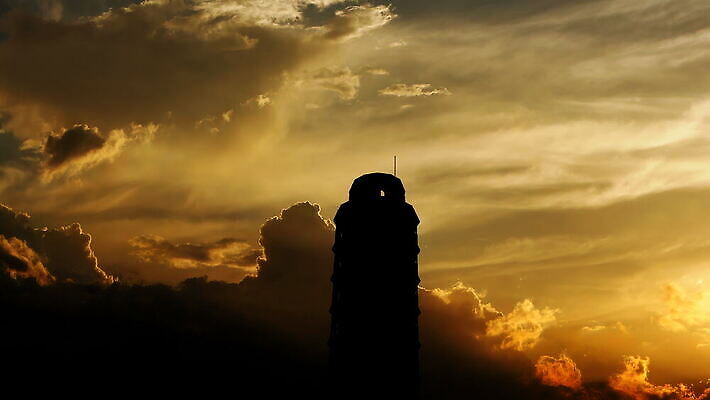 실루엣 사람없음 건물 탑 일몰 이탈리아 저녁 랜드마크 4K MOV 해외동영상 클립영상 건축물 유럽 촬영기법 노을 야간 동영상 파일형식