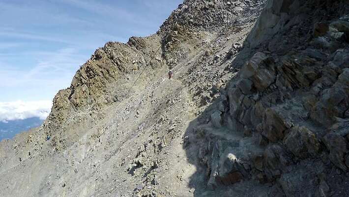 남자 유럽 스포츠 여행 배낭 자연 성공 산 건강 사람 사람없음 등산 하이킹 자유 탐험 도전 프랑스 정상 위험 빙하 오르기 알프스 네팔 산악가 샤모니 원정 절정 하이커 자극 4K MP4 해외동영상 클립영상 나라 아시아 컨셉 가방 모션 레저 트래킹 생태계 동영상 파일형식