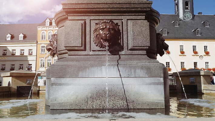 디자인 유럽 건축양식 독일 미술 사람없음 야외 건물 물 조각상 금속 맑음 흐름 바위 도시 역사 사자 오브젝트 분수 청동 천연기념물 랜드마크 4K MOV 해외동영상 클립영상 자연요소 건축물 건축 나라 컨셉 포유류 재질 날씨 문화예술 조형물 돌_바위 동영상 파일형식