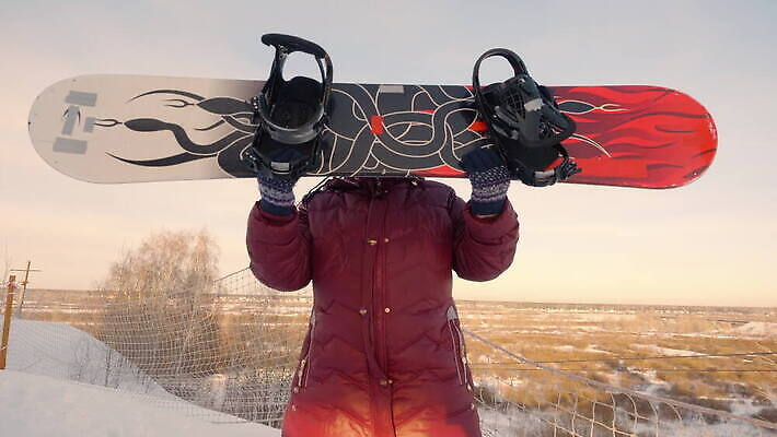 라이프스타일 계절 여자 행복 안경 스포츠 컨셉 겨울 성공 휴가 산 건강 관리 한명 서기 사람 경사 야외 햇빛 계곡 맑음 잡기 용기 헬멧 알프스 암초 라이더 무임승차 MOV 해외동영상 클립영상 1 그릇 잡화 감정 유럽 모션 날씨 생활 태양 승차 보호장비 동영상 파일형식