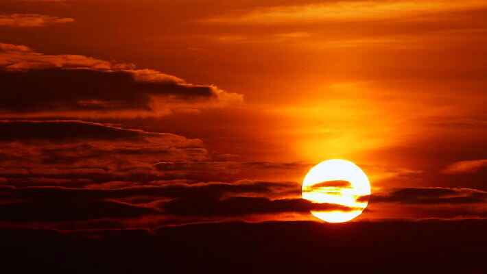 자연 하늘 날씨 독일 사람없음 야외 햇빛 태양 일출 4K MOV 해외동영상 클립영상 자연요소 유럽 노을 생태계 동영상 파일형식