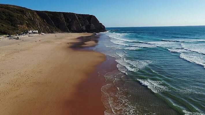 커플 유럽 모래 파도 바다 여행 백그라운드 컨셉 자연 하늘 휴가 사람 사람없음 야외 물 파란색 태양 일출 맑음 일몰 놀람 황금 저녁 큼 포르투갈 대서양 내추럴 신트라 4K MOV 해외동영상 클립영상 자연요소 감정 나라 컬러 관계 날씨 표정 노을 야간 크기 생태계 동영상 파일형식