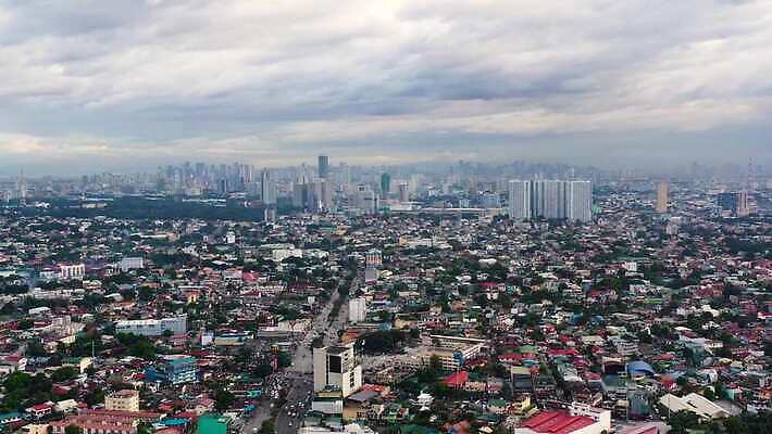 구름 라이프스타일 아시아 도로 여행 비즈니스 건축양식 하늘 거리 아파트 주택 안테나 파노라마 동양인 풍경 사람없음 야외 건물 금융 경제 도시풍경 사무실 탑 고층빌딩 도시 고속도로 그룹 센터 도심 상업 장면 지역 스카이라인 개발 랜드마크 수도권 조감도 4K MOV 해외동영상 클립영상 자연요소 건축물 건축 나라 길 통신 교통시설 촬영기법 인종 빌딩 생활 동영상 파일형식