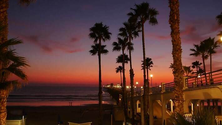 실루엣 바다 사람없음 야자수 미국 일몰 저녁 캘리포니아 로스앤젤레스 4K 오션사이드 산타모니카 MP4 해외동영상 클립영상 나무 북아메리카 촬영기법 노을 야간 동영상 파일형식