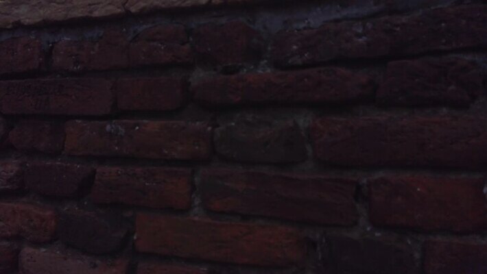 구름 전통 공공시설 유럽 문화 벽 여행 건축양식 벽돌 사람없음 야외 빨간색 물 강 탑 이탈리아 골동품 도시 역사 보호 아치 타운 강화 랜드마크 베로나 옛날 4K MP4 해외동영상 클립영상 자연요소 건축물 건축 나라 컬러 컨셉 시설 동영상 파일형식