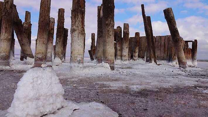 호수 바다 백그라운드 자연 사람없음 야외 물 흰색 약초 크리스탈 휴양지 진흙 결정체 지구온난화 내추럴 우크라이나 짠맛 오데사 4K MP4 해외동영상 클립영상 자연요소 유럽 컬러 장소 풀_식물 맛 광석 생태계 동영상 기후변화 파일형식