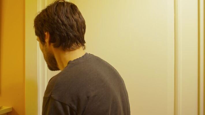 백인 커플 여자 남자 감정 가족 관계 남편 주택 사랑 사람 성인 두명 분노 아내 폭력 좌절 무서움 충돌 불안 싸움 문제 나쁜 공격적 부정적 소셜 어려움 위기 제어 트러블 남용 4K MP4 해외동영상 클립영상 서양인 컨셉 모션 건물 사회이슈 동영상 파일형식