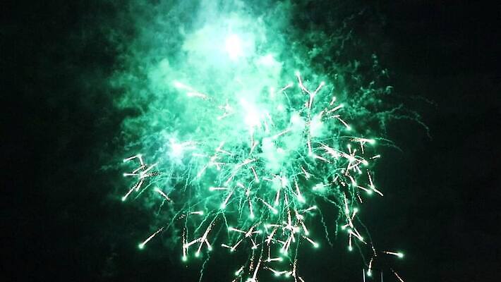 기념일 행복 별 컬러 백그라운드 크리스마스 오렌지 하늘 불 추상 휴가 새로움 기념 이벤트 사람없음 빨간색 초록색 빛 컬러풀 노란색 파티 검은색 축제 어둠 흰색 축하 도시 업무 4 황금 야간 폭발 연도 7월 독립 카운트다운 MP4 해외동영상 클립영상 자연요소 감정 컨셉 무늬 과일 숫자 작업 날짜 동영상 파일형식