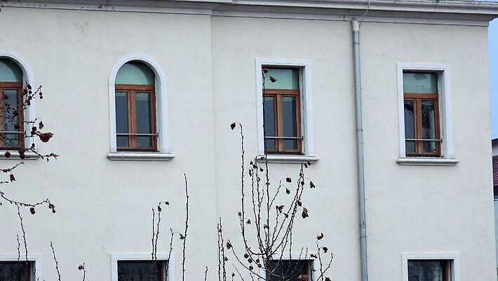 외관 건축양식 창문 호텔 벽돌 영국 잉글랜드 아파트 돌담 사람없음 야외 건물 사무실 이탈리아 도시 런던 뉴욕 콘도 맨해튼 랜드마크 석공 4K 설정숏 MP4 해외동영상 클립영상 건축물 건축 유럽 비즈니스 숙소 주택 촬영기법 담장 미국 돌_바위 동영상 파일형식