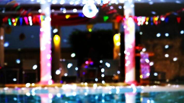 라이프스타일 디자인 음료 음악 포즈 무지개 창문 탁자 호텔 주택 실내 미술 성인 사람없음 야외 내부 옆모습 빛 파티 식당 어둠 공연 카페 축하 춤 도시 바 오픈 휴게실 고급 야간 당구 클럽 네온 예술가 말레이시아 블러 유흥 4K 타임랩스 MOV 해외동영상 클립영상 자연요소 아시아 뷰포인트 가구 컨셉 숙소 문화예술 촬영기법 사람 이벤트 건물 생활 구기 상점 동영상 파일형식