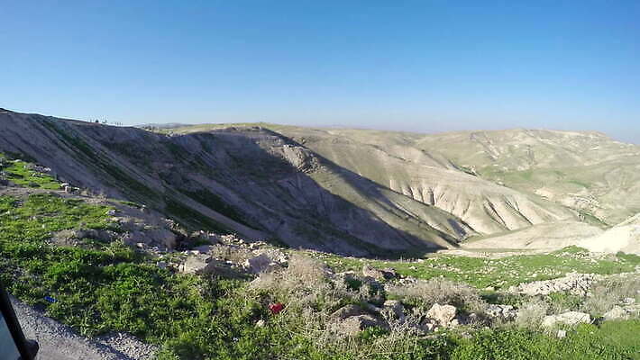 모래 여행 자연 하늘 산 건조 사람없음 야외 햇빛 골짜기 하이킹 운전 사막 시골 뜨거움 황무지 중앙 위험 땅 지중해 모래언덕 언덕 화산 먼지 신성 지역 분화구 가뭄 동쪽 땅바닥 생태학 이국적 이스라엘 지질학 팔레스타인 1인칭시점 4K MOV 해외동영상 클립영상 시선 교육 바다 컨셉 중동 모션 레저 날씨 바닥 태양 방향 생태계 동영상 서아시아 파일형식