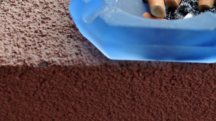 유리 흡연 담배 성인 사람없음 약 그룹 오염 상품 위험 유혹 오브젝트 냄새 재떨이 문제 중독 습관 니코틴 재 필터 해로움 많음 남용 MOV 해외동영상 클립영상 컨셉 의학 재질 사람 동영상 파일형식