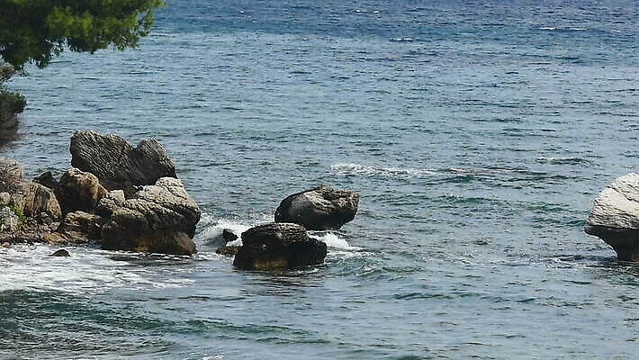 파도 바다 백그라운드 자연 하늘 사람없음 물 파란색 빛 힘 거품 절벽 만 서핑 떨어짐 큼 태평양 암초 폭풍 에콰도르 느림 대서양 내추럴 항공촬영 격파 터키석 MOV 해외동영상 슬로모션 클립영상 자연요소 뷰포인트 컬러 컨셉 모션 날씨 촬영기법 수상스포츠 남아메리카 크기 보석 생태계 동영상 파일형식