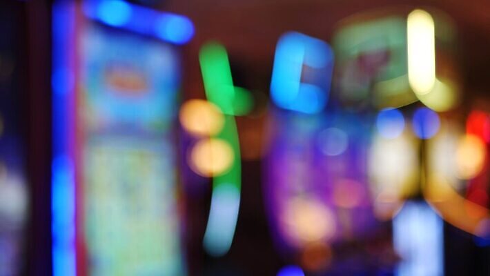 무지개 전등 사람없음 빛 미국 우승 도박 선택 야간 소프트포커스 위험 심볼 카지노 하이테크 빛망울 광 스펙트럼 잭팟 많음 카피스페이스 4K MP4 해외동영상 클립영상 자연요소 컨셉 북아메리카 조명 기술 촬영기법 공백 최고 동영상 파일형식