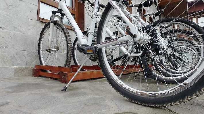 라이프스타일 공원 스포츠 여행 교통시설 자연 휴가 휴식 산 항해 건강 카파도키아 풍경 사람없음 야외 여름 여행객 환경 자전거 오토바이 바퀴 그룹 역 승차 땅 언덕 순환 일반 모터 대여 고용 렌탈 바이킹 불가리아 전국 4K 반스코 MP4 튀르키예 해외동영상 클립영상 계절 공공시설 아시아 교통 컨셉 모션 사람 생활 바이크 구직 배 시설 생태계 동영상 채용 선박 파일형식 남유럽