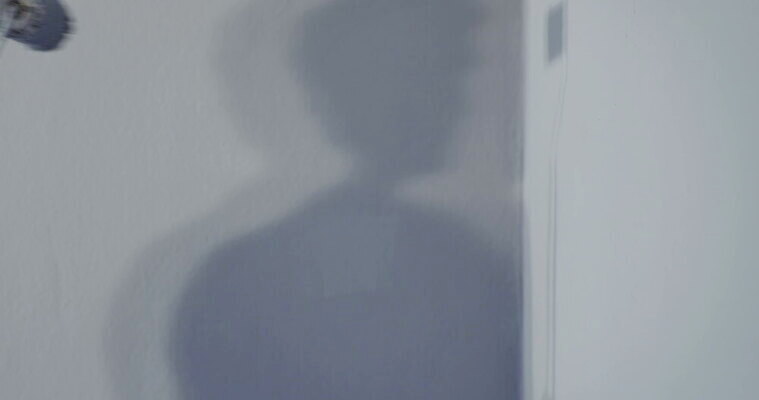 벽 로우앵글 사다리 창문 새로움 아파트 주택 실내 서기 성인 사람없음 내부 장식 빨간색 빛 인테리어 페인트 방 장비 공구 그리기 플랫 수리 확대 양동이 그림 롤러 부활 봉 시트 DIY 업그레이드 MOV 해외동영상 클립영상 디자인 뷰포인트 컬러 컨셉 모션 사람 취미 건물 도구 동영상 파일형식