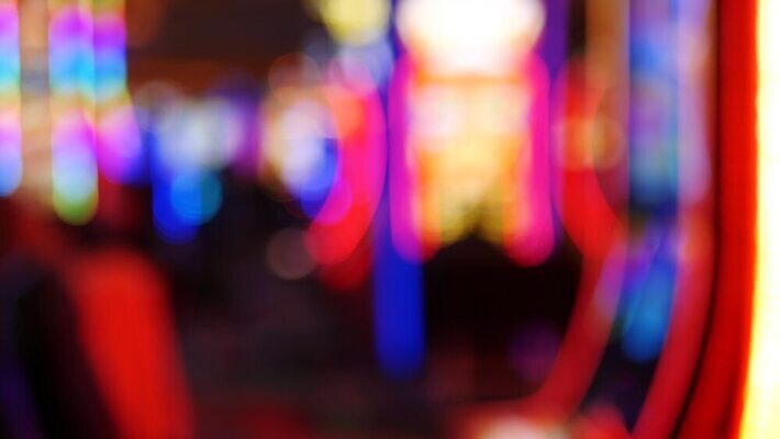 디자인 경사 사람없음 보라색 미국 우승 그룹 재산 도박 소프트포커스 위험 심볼 카지노 하이테크 빛망울 강렬 광 블러효과 잭팟 최면 4K MP4 해외동영상 클립영상 컬러 컨셉 북아메리카 기술 촬영기법 금융 빛 최고 동영상 블러 파일형식 효과