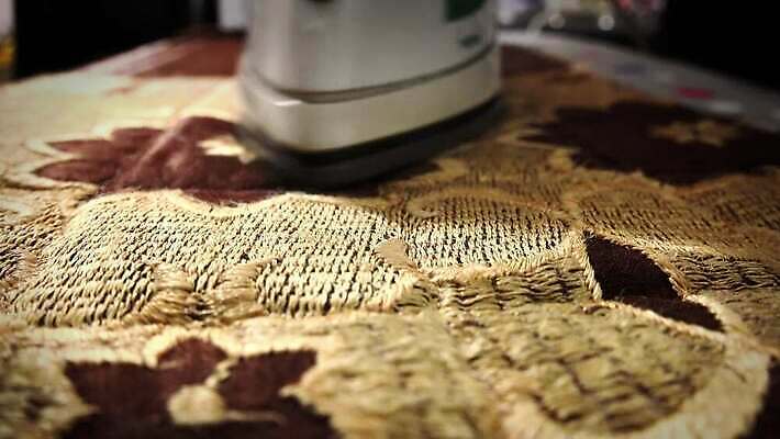 라이프스타일 옷 여자 행복 백그라운드 가사 가정 주택 실내 사람 사람없음 아웃포커스 쌓기 기계 방 장비 직물 작업 뜨거움 닫기 빨래 수증기 청소 철 서비스 주부 다리미질 위생관리 4K MP4 해외동영상 클립영상 감정 모션 촬영기법 관리 내부 건물 생활 동영상 파일형식